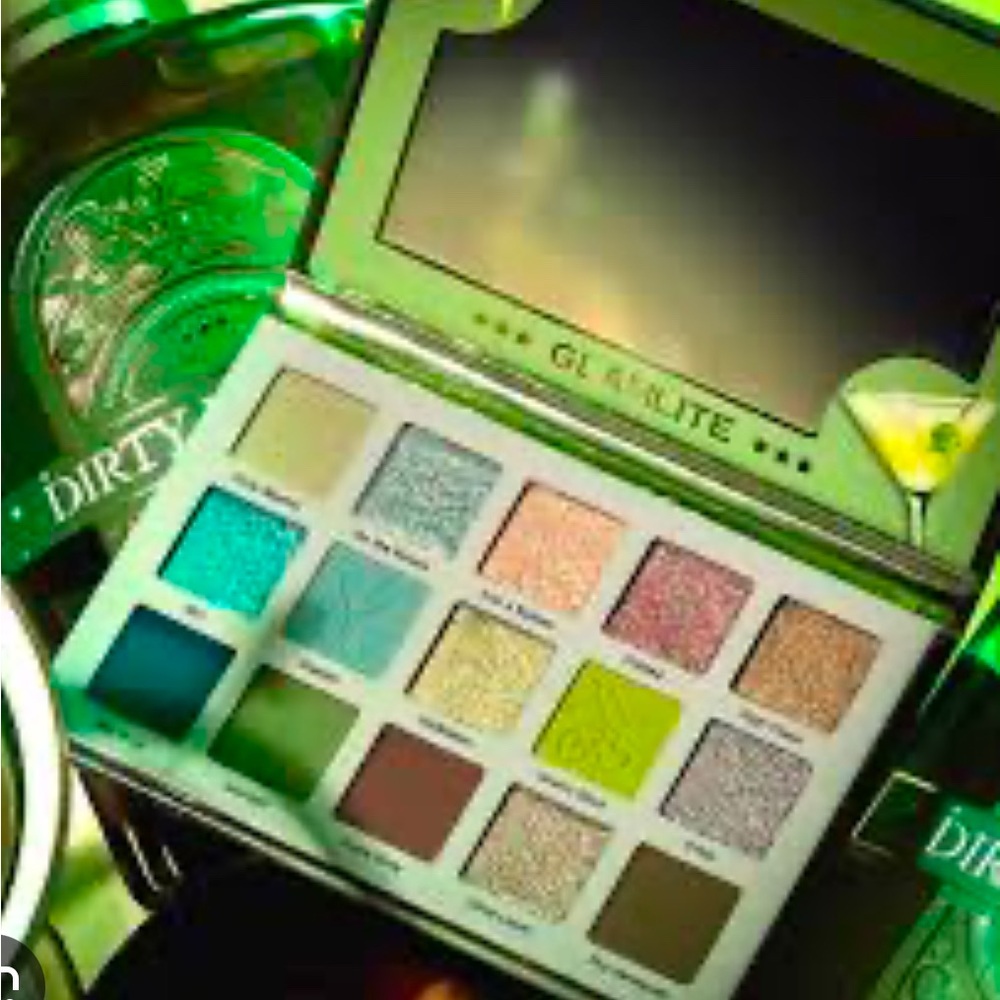Glamlite Dirty Martini Eyeshadow Palette